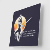 ヨガ瞑想インストラクターツリーポーズフルムーン スクエア壁時計 (傾斜)