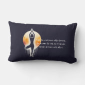 ヨガ瞑想インストラクターツリーポーズフルムーン ランバークッション (裏面)