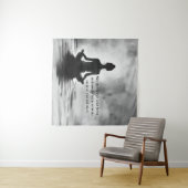 ヨガ瞑想インストラクターロータスポーズイ絵画ンク タペストリー (インサイチュ(横))