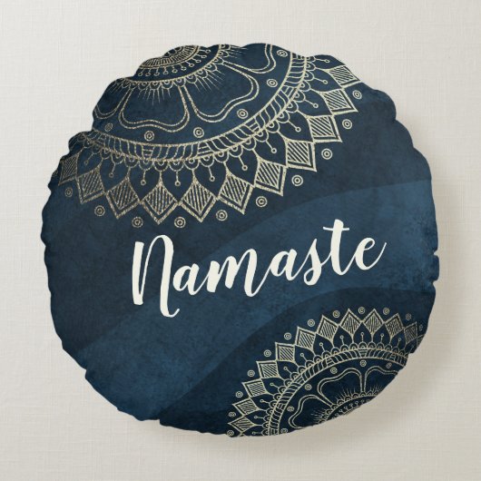 ヨガ瞑想インストラクター金ゴールドマンダラネイビーブルー ラウンドクッション (正面)