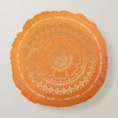 ヨガ瞑想先生オモダンレンジ金ゴールド曼荼羅 ラウンドクッション (正面)