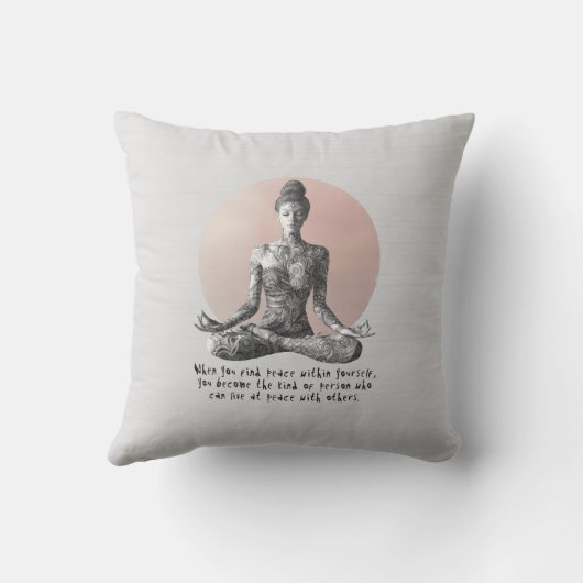 ヨガ瞑想指導者レイキマスター蓮の座り姿勢 クッション (裏面)