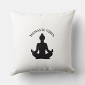 ヨガ装飾用クッション- 「ナマステの雰囲気」 & 「Find Your B」 クッション (裏面)