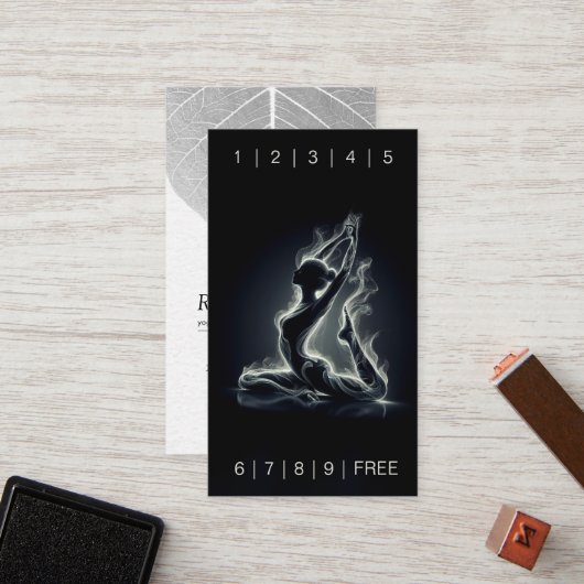 ヨガ霊気インストラクター一本足キングピジョンポーズ ロイヤリティカード (正面/裏面インサイチュ)