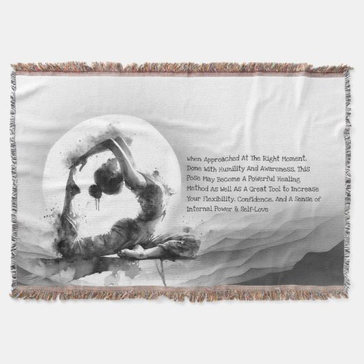ヨガ霊気一本足キングピジョンポーズウォーター色 スローブランケット (正面)