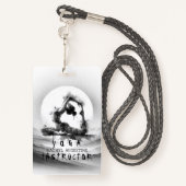 ヨガ霊気一本足キングピジョンポーズウォーター色 バッジ (裏面ランヤード)