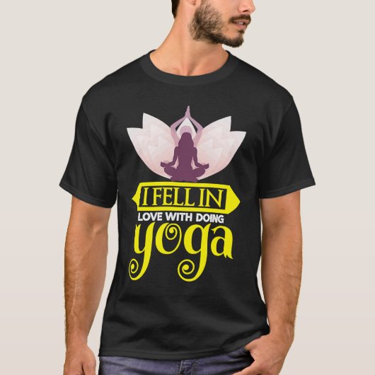 ヨガ 私はヨガをするのが大好き Tシャツ (正面)