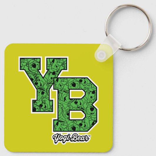 ヨギベアパターン(の模様が)あるバーシティ文字 キーホルダー (裏面)