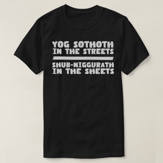 ヨグソトテの通りで彼女のShubNiggurath Tシャツ (デザイン正面)