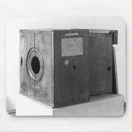 ヨセフNicephore Niepce、c.1816-22のカメラ マウスパッド (正面)