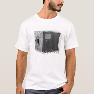 ヨセフNicephore Niepce、c.1816-22のカメラ Tシャツ