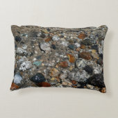 ヨセミテのテナヤ湖の花崗岩の小石 アクセントクッション (裏面)