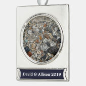 ヨセミテのテナヤ湖の花崗岩の小石 シルバープレートバナーオーナメント (左)