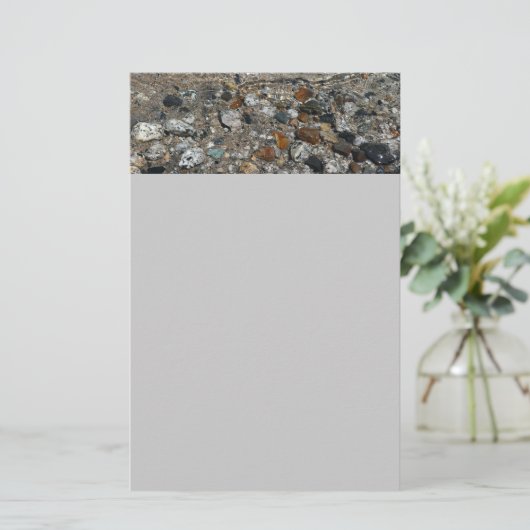ヨセミテのテナヤ湖の花崗岩の小石 便箋 (スタンド正面)