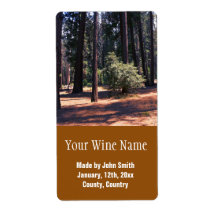 ヨセミテの森の茶色のワインラベル。