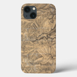 ヨセミテの谷に隣接するシエラネバダ山脈 iPhone 13ケース