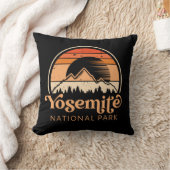 ヨセミテナショナルパークカリフォルニアレトロヴィンテージ クッション (ブランケット)