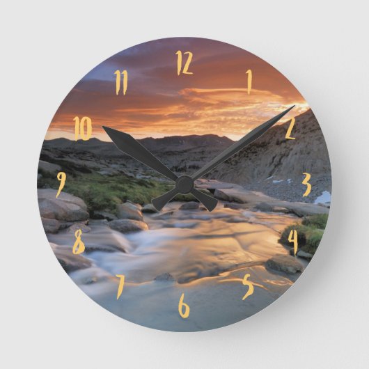 ヨセミテ上の山脈波 ラウンド壁時計 (正面)