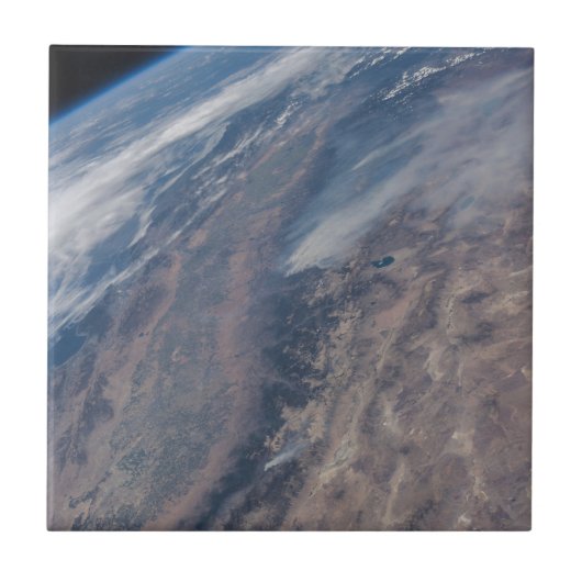 ヨセミテ国立公園とスタニスラウスフォレストでの火災 タイル (正面)