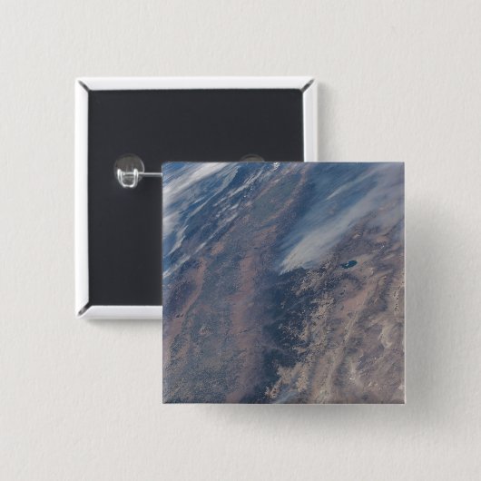 ヨセミテ国立公園とスタニスラウスフォレストでの火災 缶バッジ (正面&裏面)