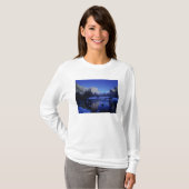 ヨセミテ国立公園のエル・キャピタン山 Tシャツ (正面フル)