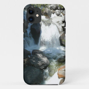 ヨセミテ国立公園のカスケード滝 iPhone 11 ケース
