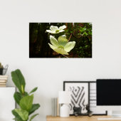 ヨセミテ国立公園のドッグウッズとレッドウッズ ポスター (ホームオフィス)