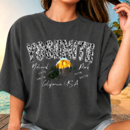 ヨセミテ国立公園のハイキングアドベンチャー Tシャツ