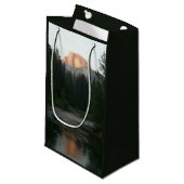 ヨセミテ国立公園のハーフドームサンセット スモールペーパーバッグ (正面アングル)