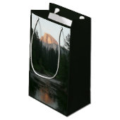 ヨセミテ国立公園のハーフドームサンセット スモールペーパーバッグ (裏面アングル)