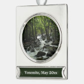 ヨセミテ国立公園のブリダルヴェイルクリーク シルバープレートバナーオーナメント (左)