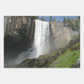 ヨセミテ国立公園のヴェルナル滝I ラッピングペーパーシート (正面)