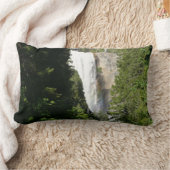 ヨセミテ国立公園のヴェルナル滝II ランバークッション (ブランケット)