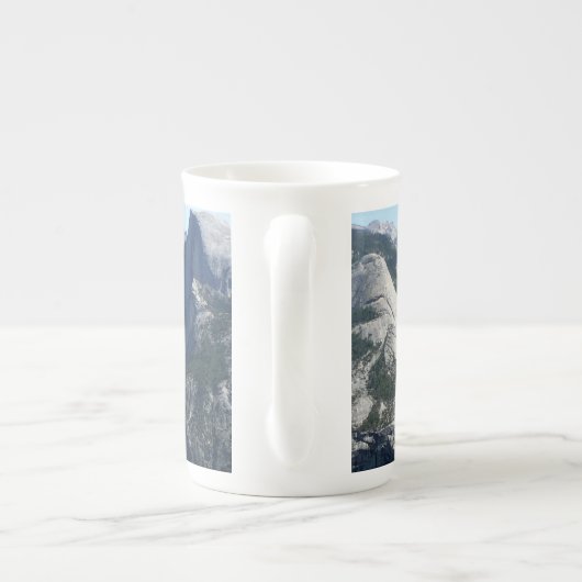 ヨセミテ国立公園の氷河からの眺め ボーンチャイナマグカップ (裏面)