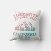 ヨセミテ国立公園カリフォルニアハイキンググラデーション クッション (裏面)