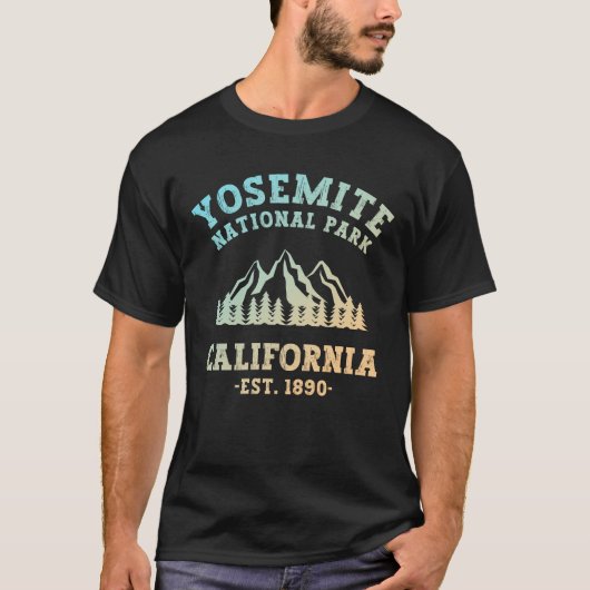 ヨセミテ国立公園カリフォルニアハイキンググラデーション Tシャツ (正面)