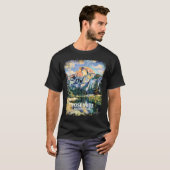ヨセミテ国立公園ハーフドームのカラフルな絵画 Tシャツ (正面フル)