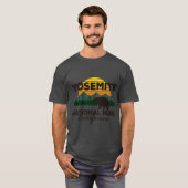 ヨセミテ国立公園 シエラネバダ ブラックベア Su Tシャツ (正面フル)