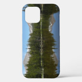 ヨセミテ湖の反射 Case-Mate iPhoneケース (裏面)