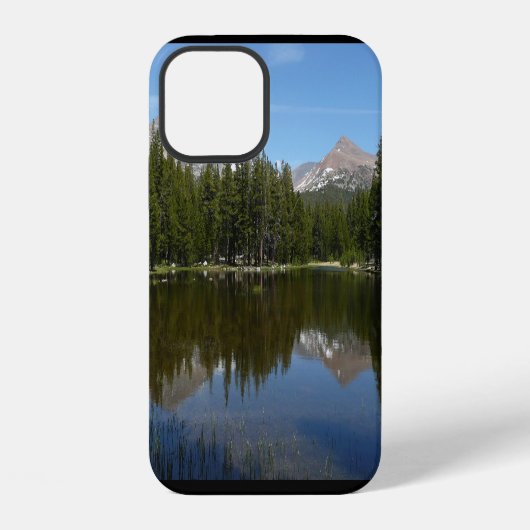 ヨセミテ湖の反射 iPhoneケース (裏面)