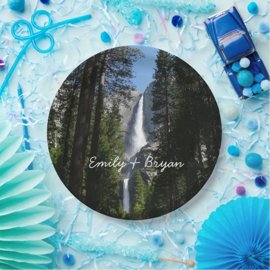 ヨセミテ滝と森の風景写真 ペーパープレート (パーティー)