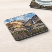 ヨセミテ滝スニック、カリフォルニア コースター (左側)