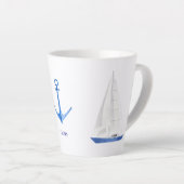 ヨットと青いアンカーの航海モチーフ カフェラテマグ (右アングル)