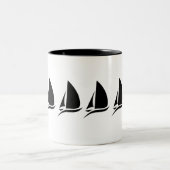 ヨットのコーヒー・マグ ツートーンマグカップ (中央)
