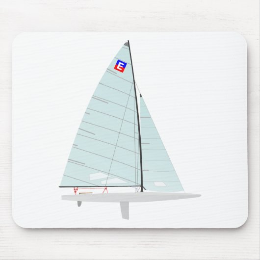 ヨットの   onedesignのクラスを競争させるE大型平底船 マウスパッド (正面)