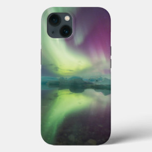 ヨークサルスラン氷河湖のオーロラ iPhone 13ケース