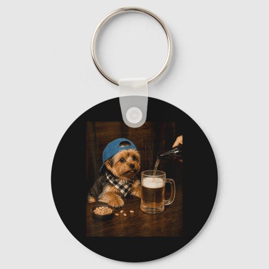 ヨークシャテリアのビール飲みおもしろ犬ミーム アート キーホルダー (正面)