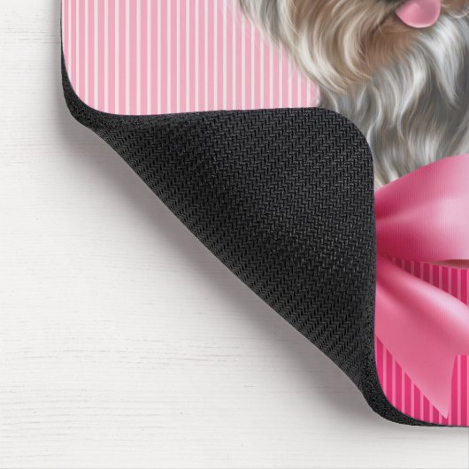 ヨークシャテリアのピンクのプリンセスのヨークシャーテリアの小犬 マウスパッド (コーナー)