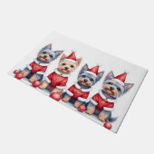 ヨークシャテリア クリスマスドレス サンタ帽子 ドアマット (アングル)