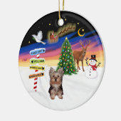 ヨークシャーテリアの子犬のクリスマス看板 セラミックオーナメント (左)